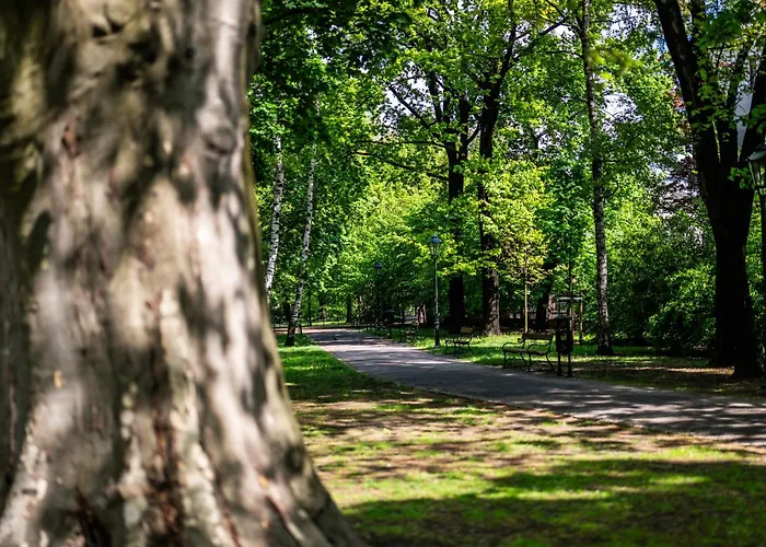 Neapol Parking Gratis Moxy Te&am Cracow *