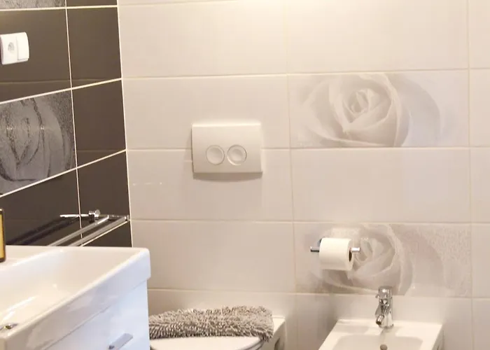 Neapol Parking Gratis Moxy Te&am Cracow * Kraków