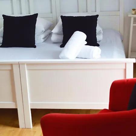 Neapol Parking Gratis Moxy Te&am Cracow * Krakow