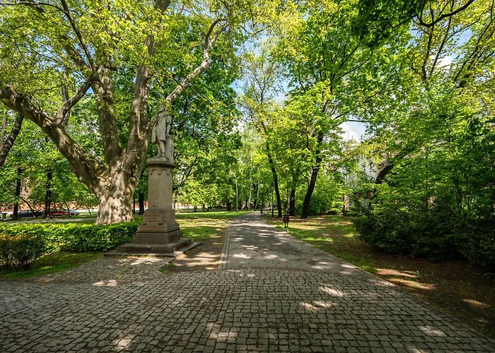 Neapol Parking Gratis Moxy Te&am Cracow